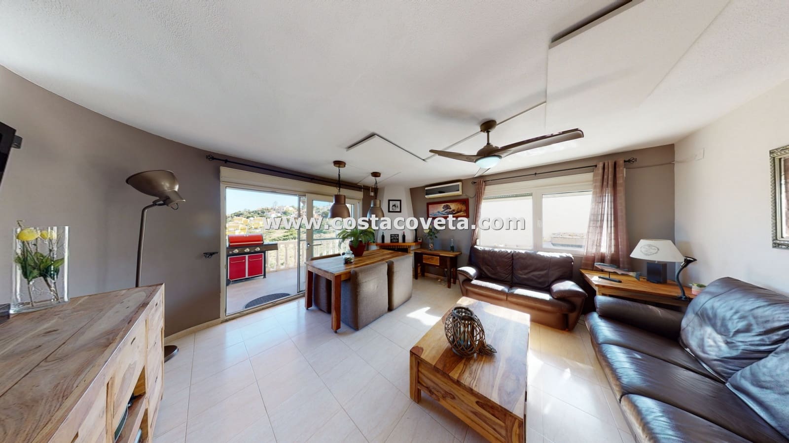 3 bedroom Villa for sale in El Campello with pool garage - € 595,000 (Ref: 9462608)
