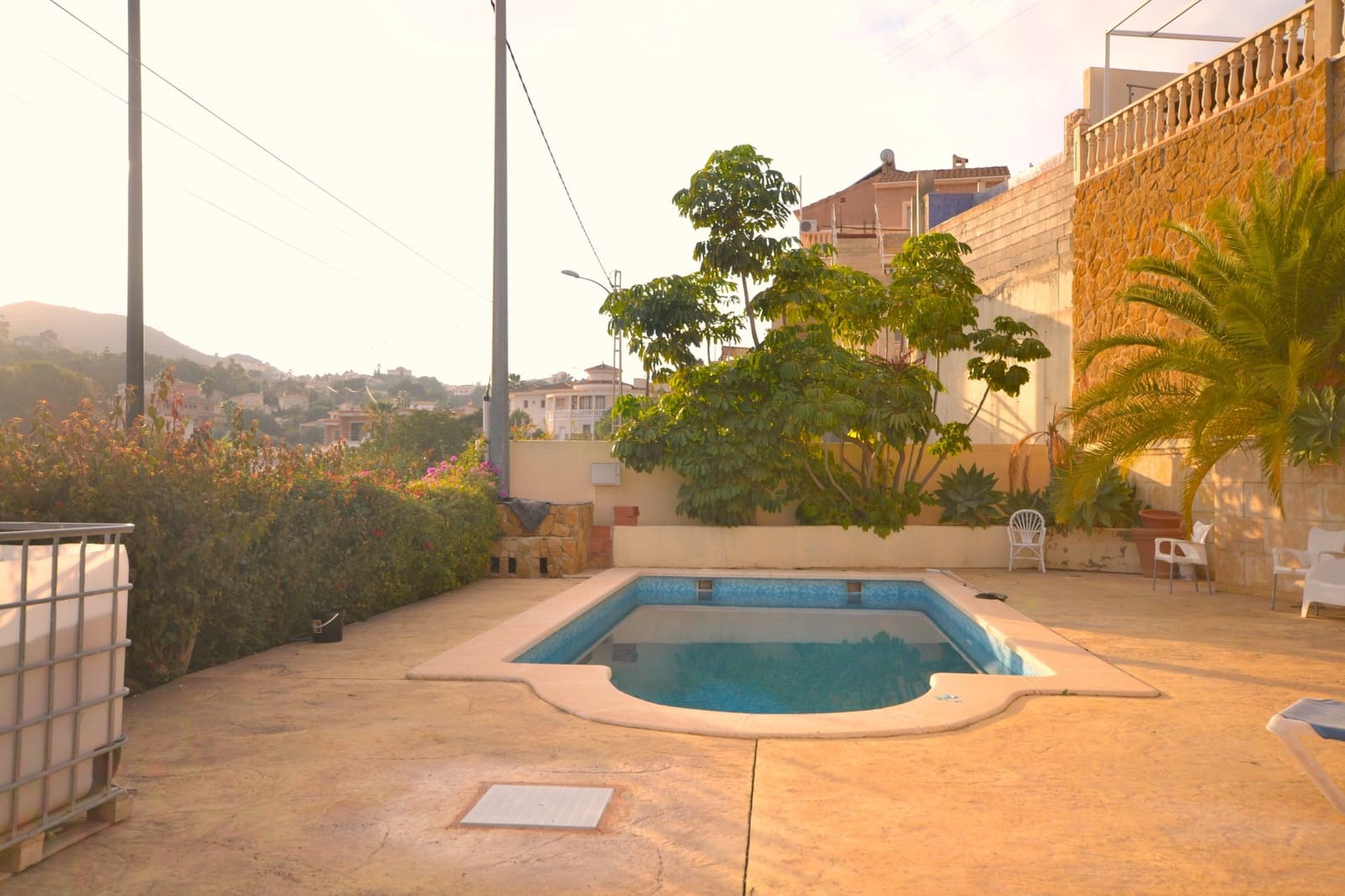 3 bedroom Villa for sale in El Campello with pool garage - € 595,000 (Ref: 9462608)