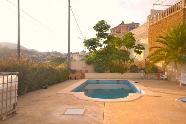 3 slaapkamer Villa te koop in El Campello met zwembad garage - € 595.000 (Ref: 9462608)