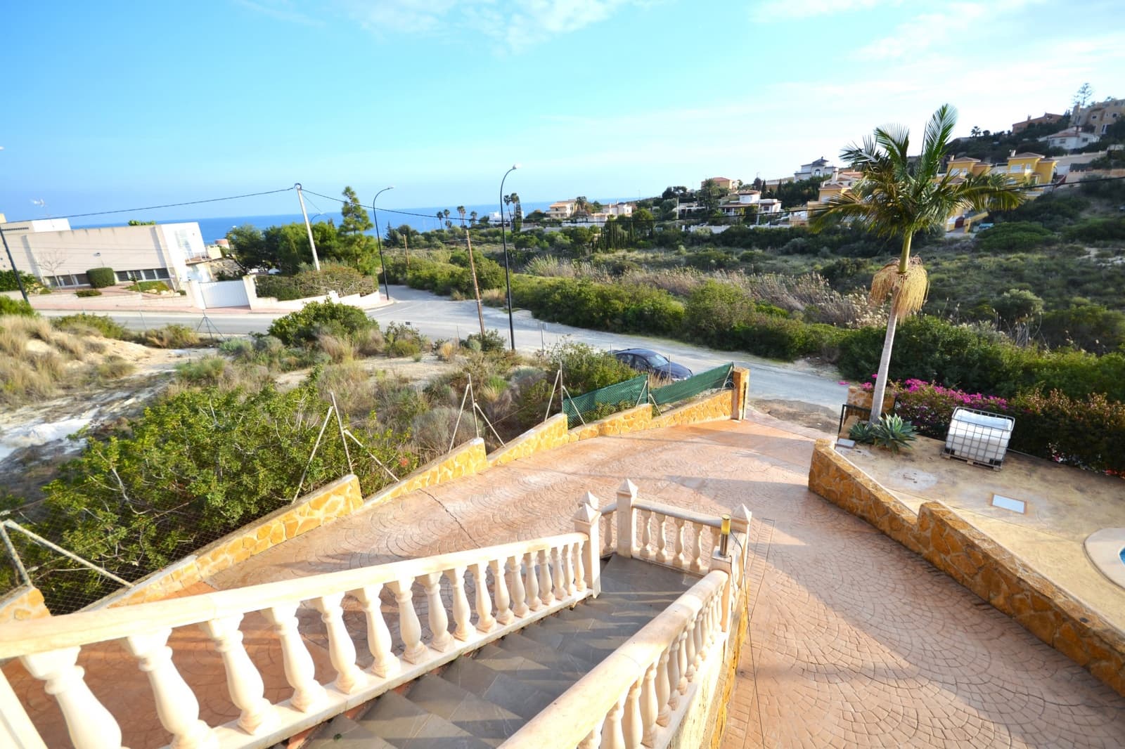 3 bedroom Villa for sale in El Campello with pool garage - € 595,000 (Ref: 9462608)