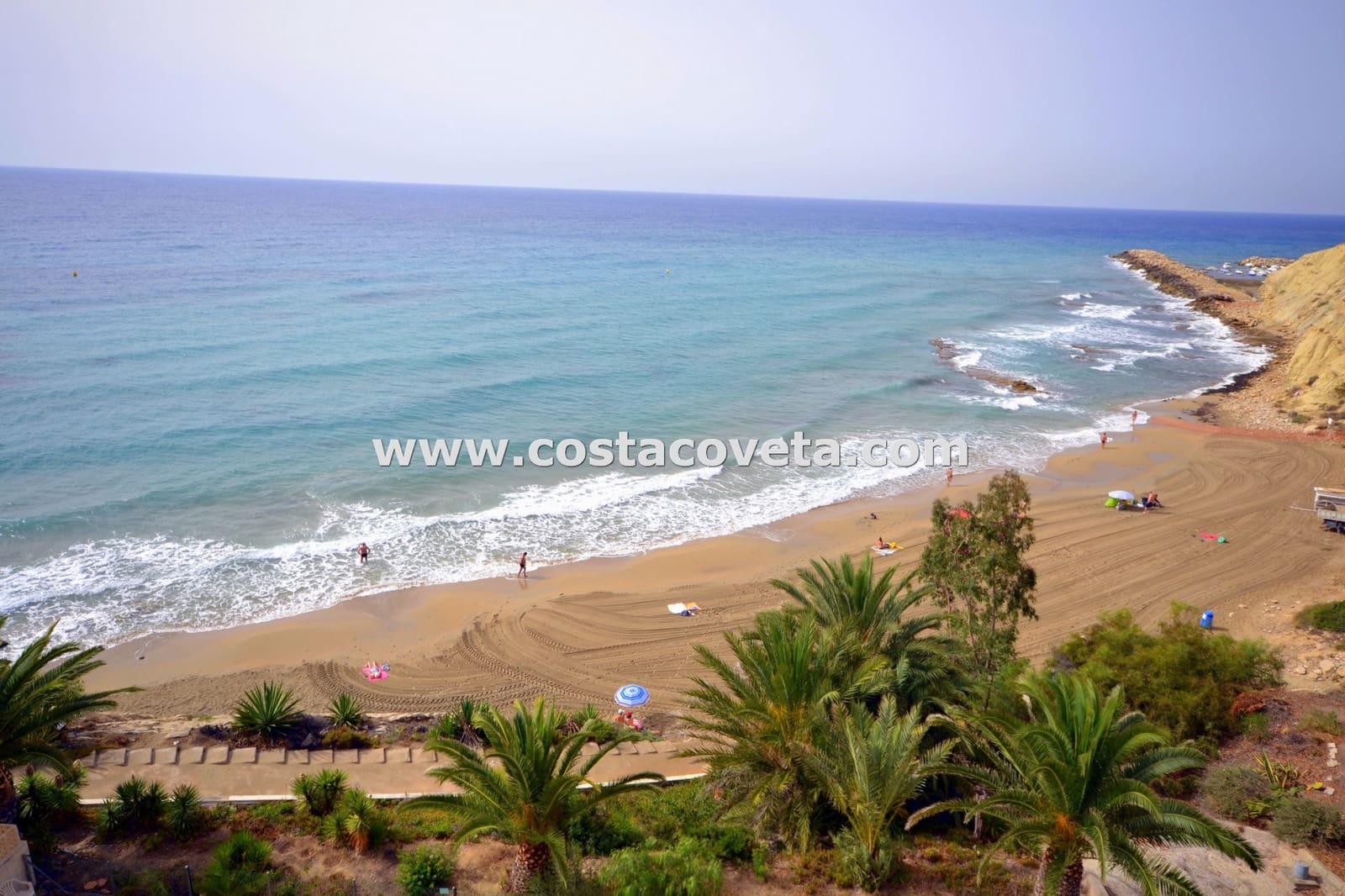 3 bedroom Villa for sale in El Campello with pool garage - € 595,000 (Ref: 9462608)