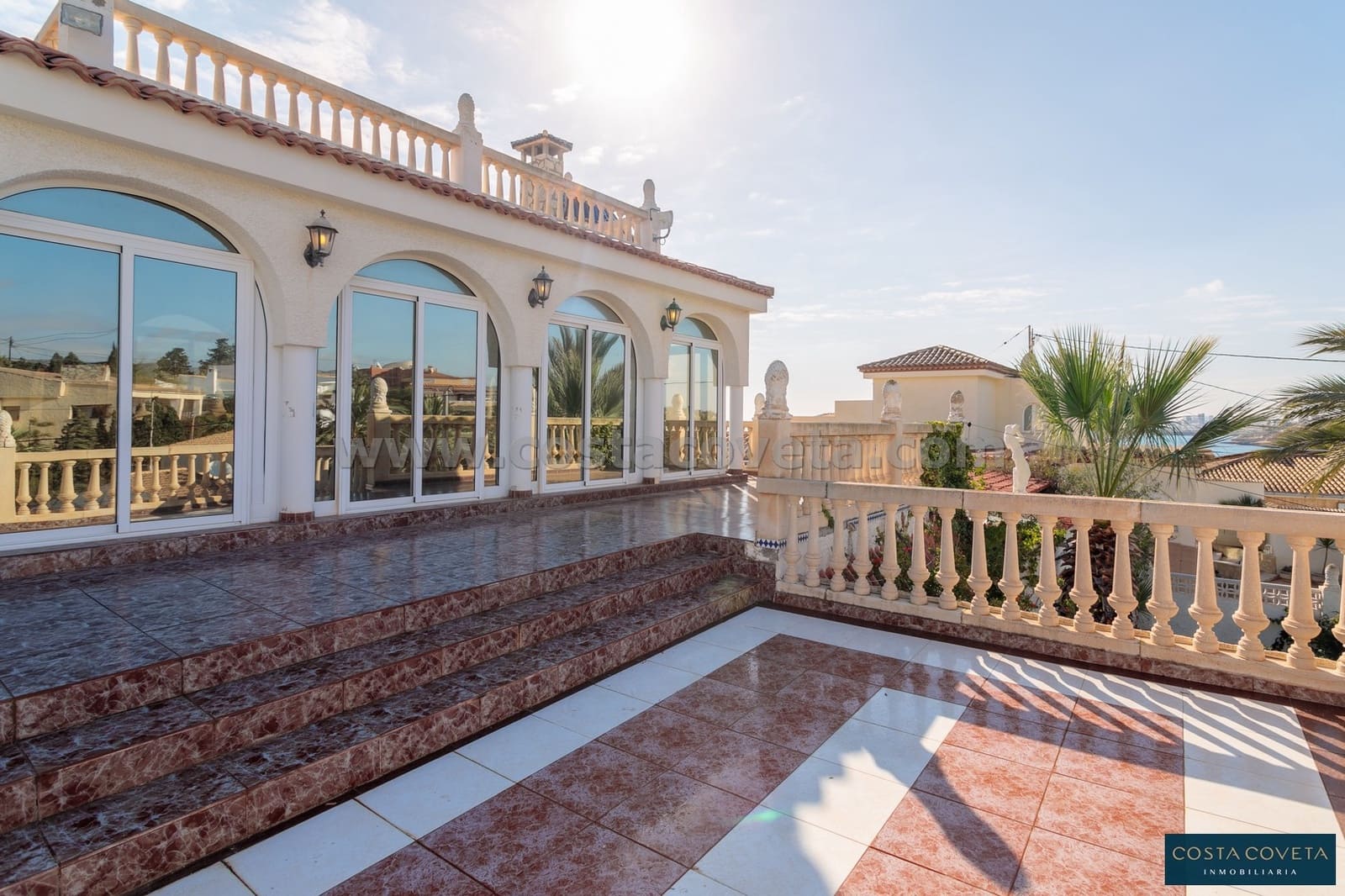 4 bedroom Villa for sale in Coveta Fuma with pool garage - € 1,500,000 (Ref: 9462611)