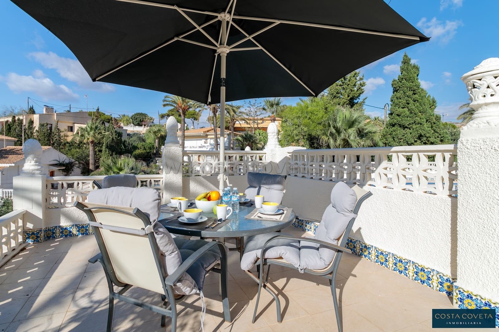 4 bedroom Villa for sale in Coveta Fuma with pool garage - € 1,500,000 (Ref: 9462611)