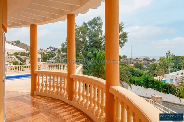 Chalet de 3 habitaciones en Coveta Fuma, El Campello en venta con piscina garaje - 649.000 € (Ref: 9462612)