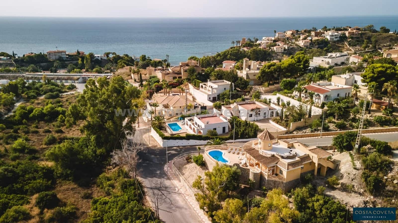 3 bedroom Villa for sale in Coveta Fuma with pool garage - € 649,000 (Ref: 9462612)