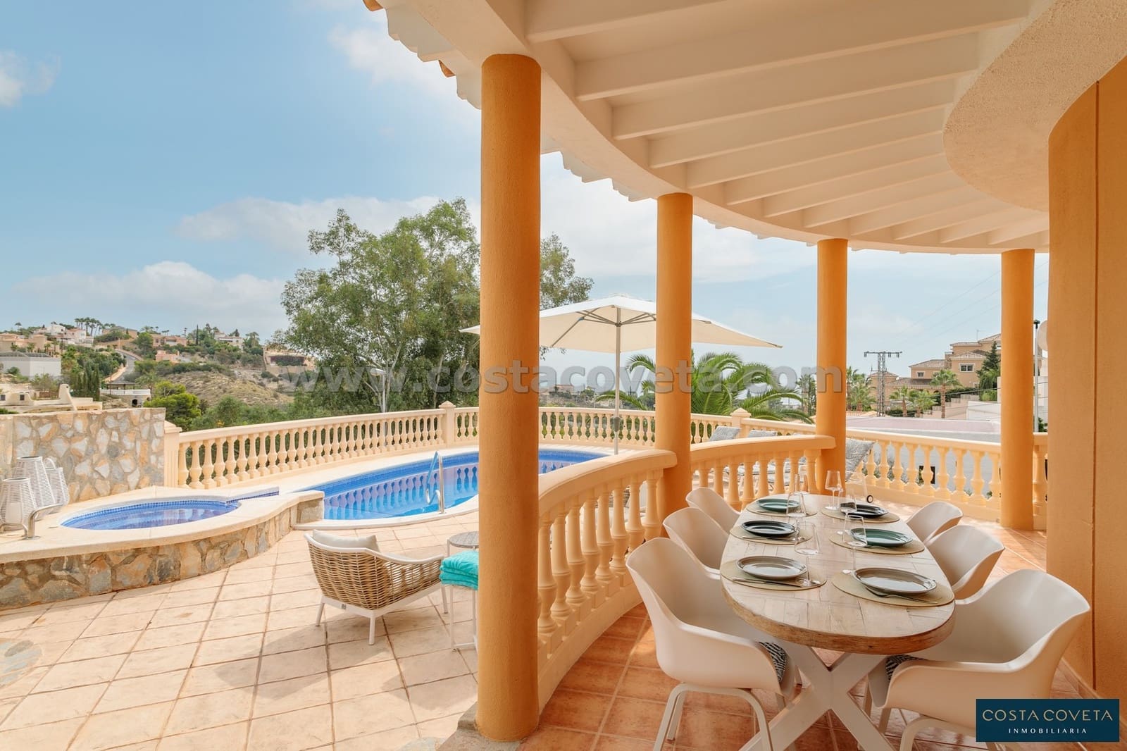 3 bedroom Villa for sale in Coveta Fuma with pool garage - € 649,000 (Ref: 9462612)