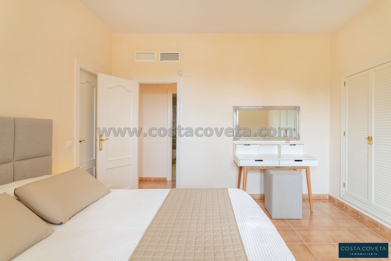 3 bedroom Villa for sale in Coveta Fuma with pool garage - € 649,000 (Ref: 9462612)