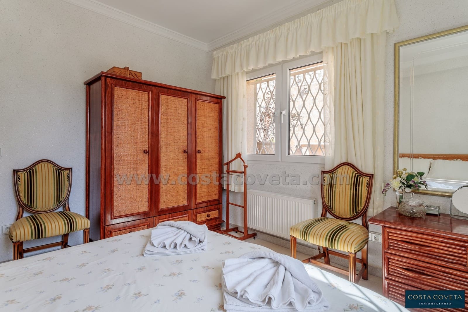 5 bedroom Villa for sale in Coveta Fuma with pool garage - € 1,600,000 (Ref: 9462615)