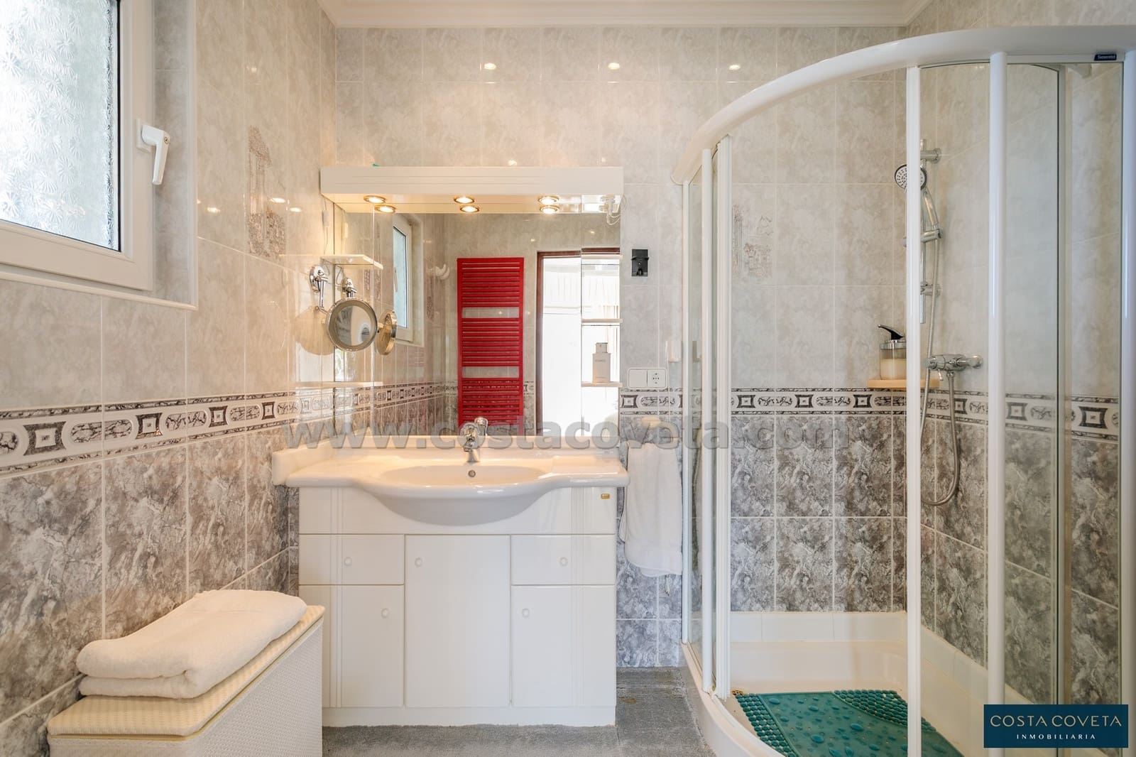 5 bedroom Villa for sale in Coveta Fuma with pool garage - € 1,600,000 (Ref: 9462615)