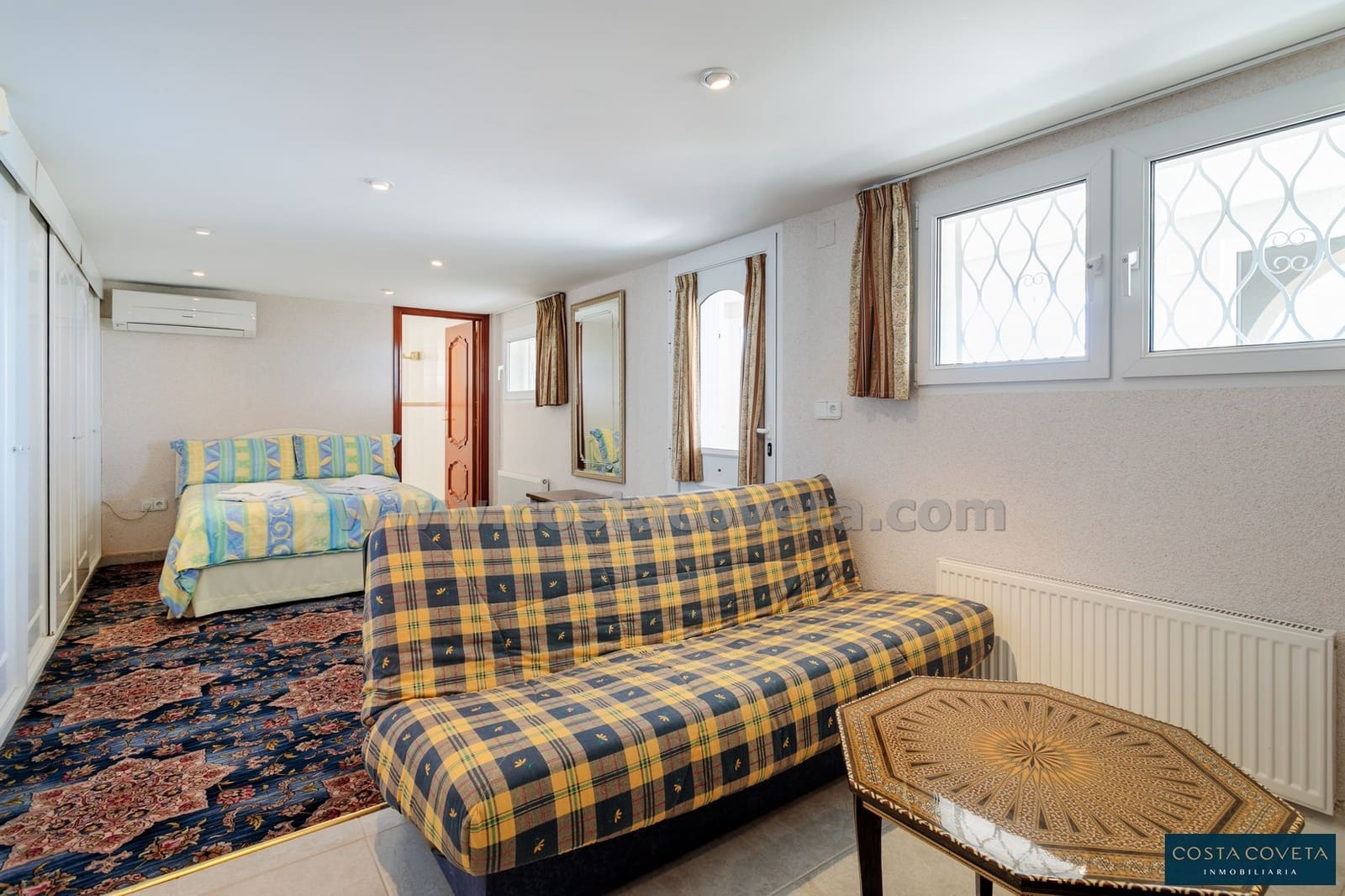 5 bedroom Villa for sale in Coveta Fuma with pool garage - € 1,600,000 (Ref: 9462615)