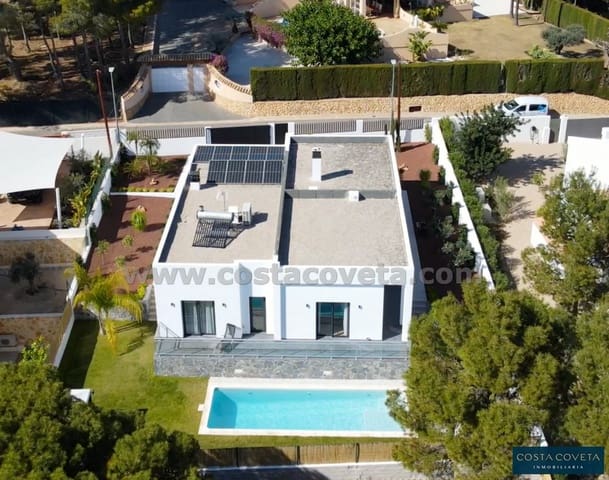 4 makuuhuone Huvila myytävänä paikassa Altea la Vella, Altea mukana uima-altaan 
autotalli - 995 000 € (Ref: 9462616)