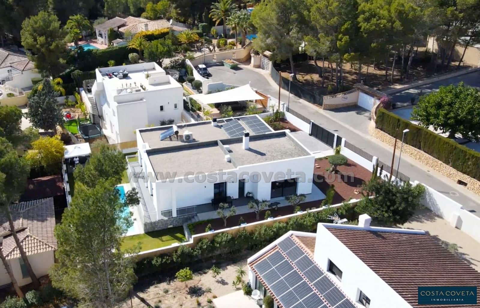 4 bedroom Villa for sale in Altea la Vella with pool garage - € 995,000 (Ref: 9462616)