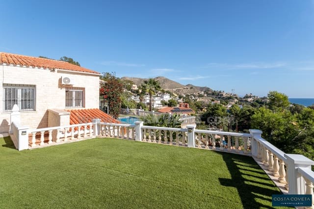 3 soverom Villa til salgs i Coveta Fuma, El Campello med svømmebasseng garasje - € 795 000 (Ref: 9462618)