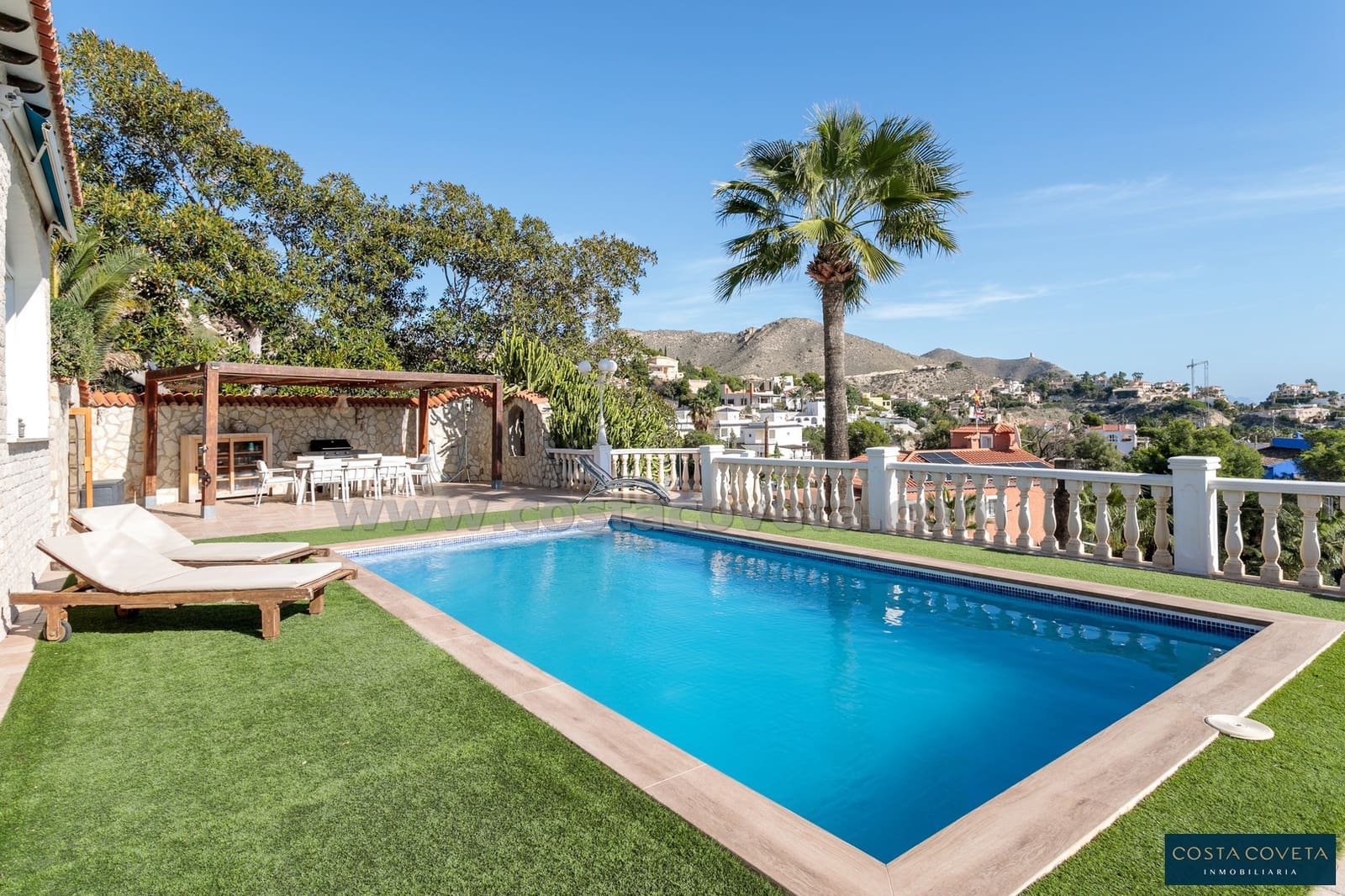 3 bedroom Villa for sale in Coveta Fuma with pool garage - € 795,000 (Ref: 9462618)