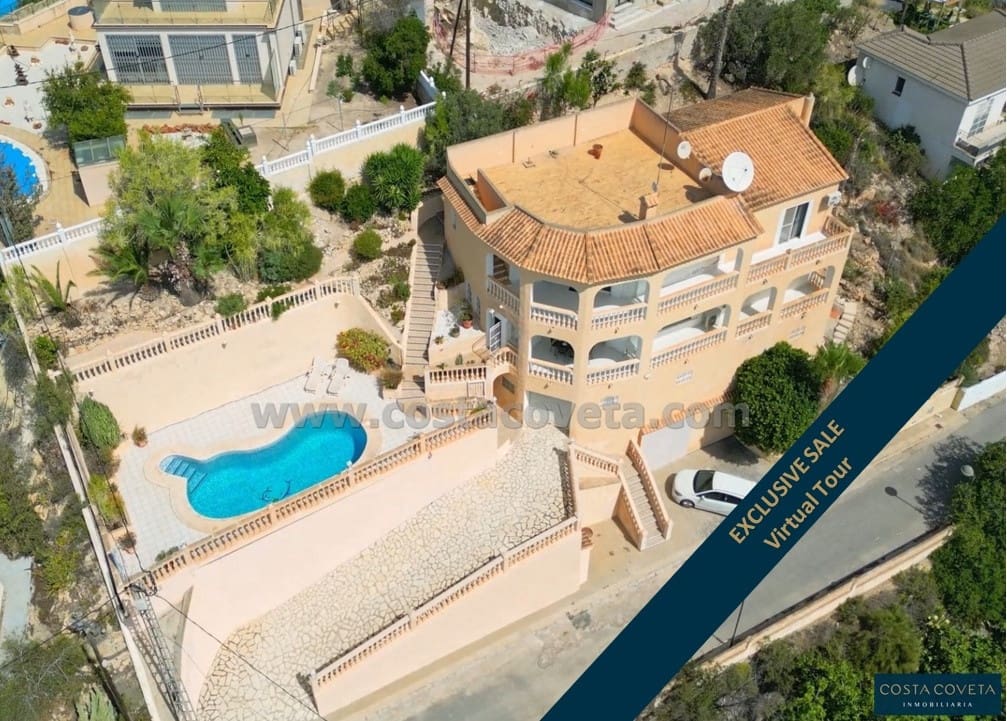 4 bedroom Villa for sale in Coveta Fuma with pool garage - € 675,000 (Ref: 9462619)