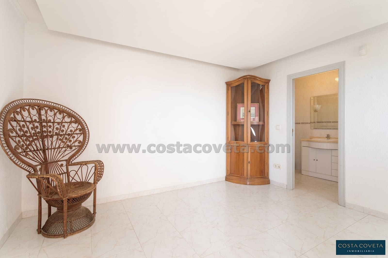 4 bedroom Villa for sale in Coveta Fuma with pool garage - € 675,000 (Ref: 9462619)