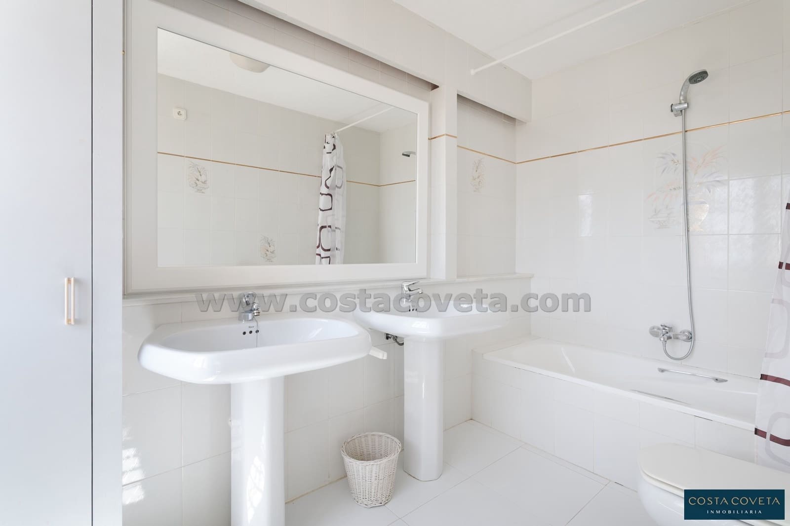 4 bedroom Villa for sale in Coveta Fuma with pool garage - € 675,000 (Ref: 9462619)