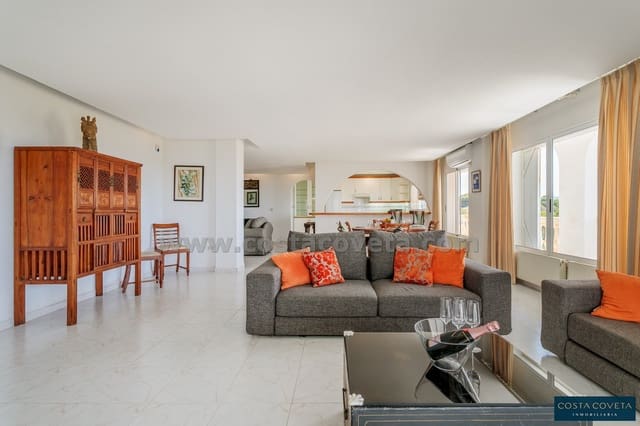 4 soverom Villa til salgs i Coveta Fuma, El Campello med svømmebasseng garasje - € 675 000 (Ref: 9462619)