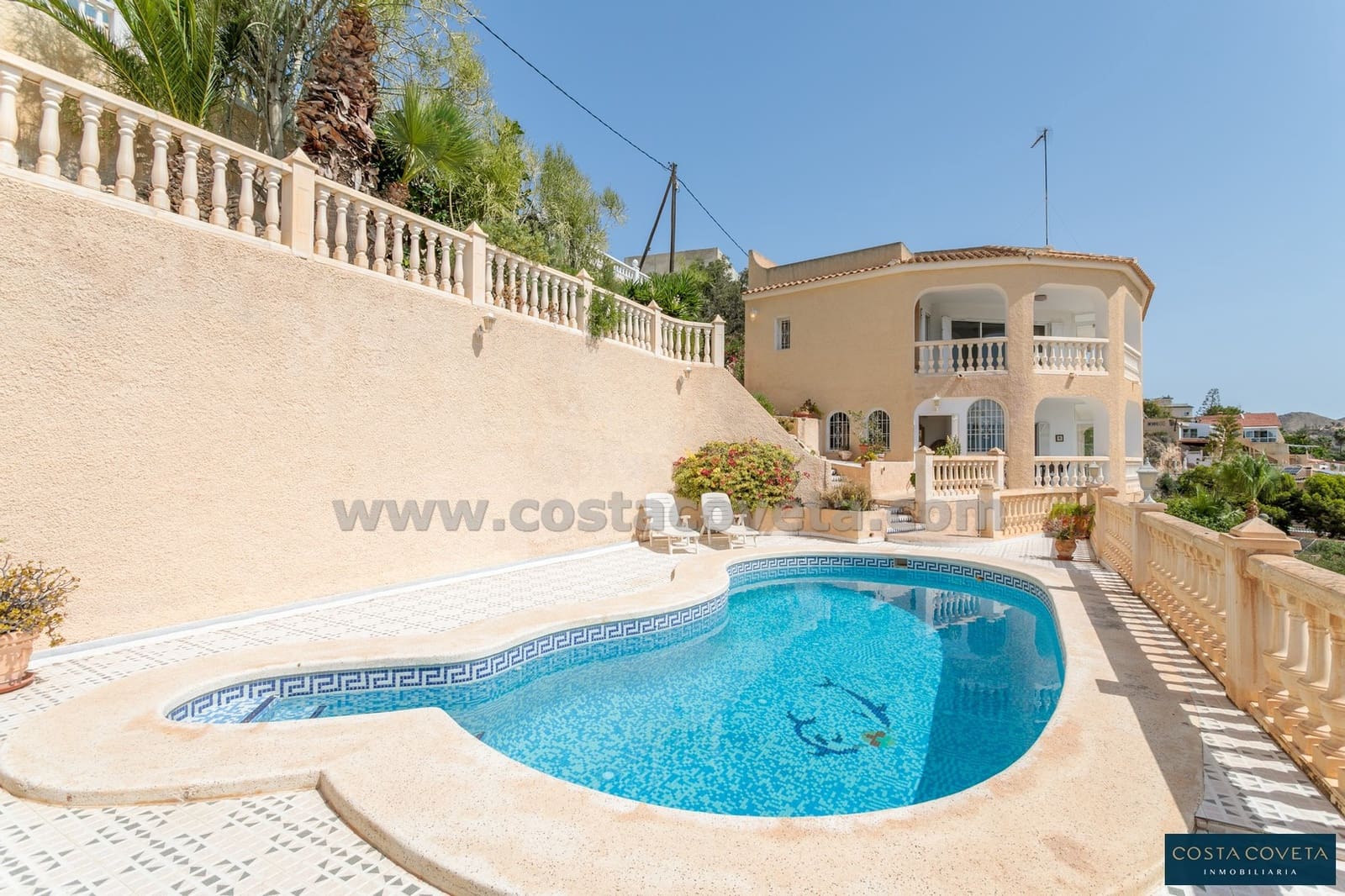 4 bedroom Villa for sale in Coveta Fuma with pool garage - € 675,000 (Ref: 9462619)