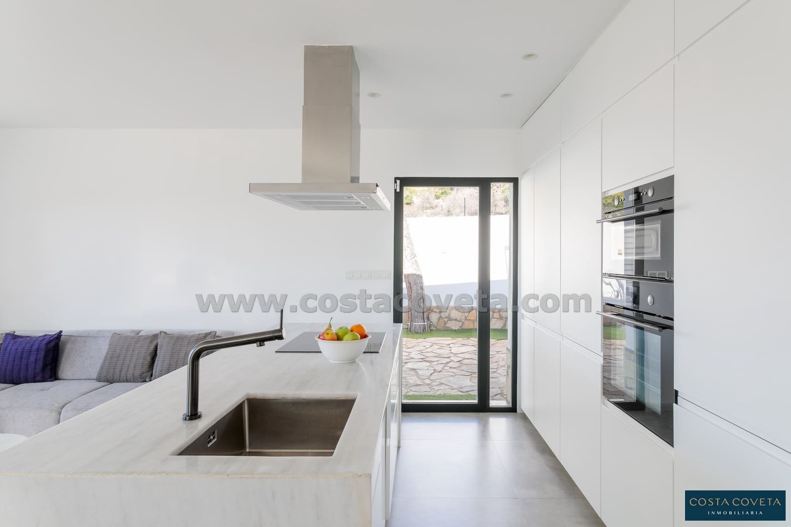 2 bedroom Villa for sale in Coveta Fuma with pool garage - € 599,000 (Ref: 9462620)