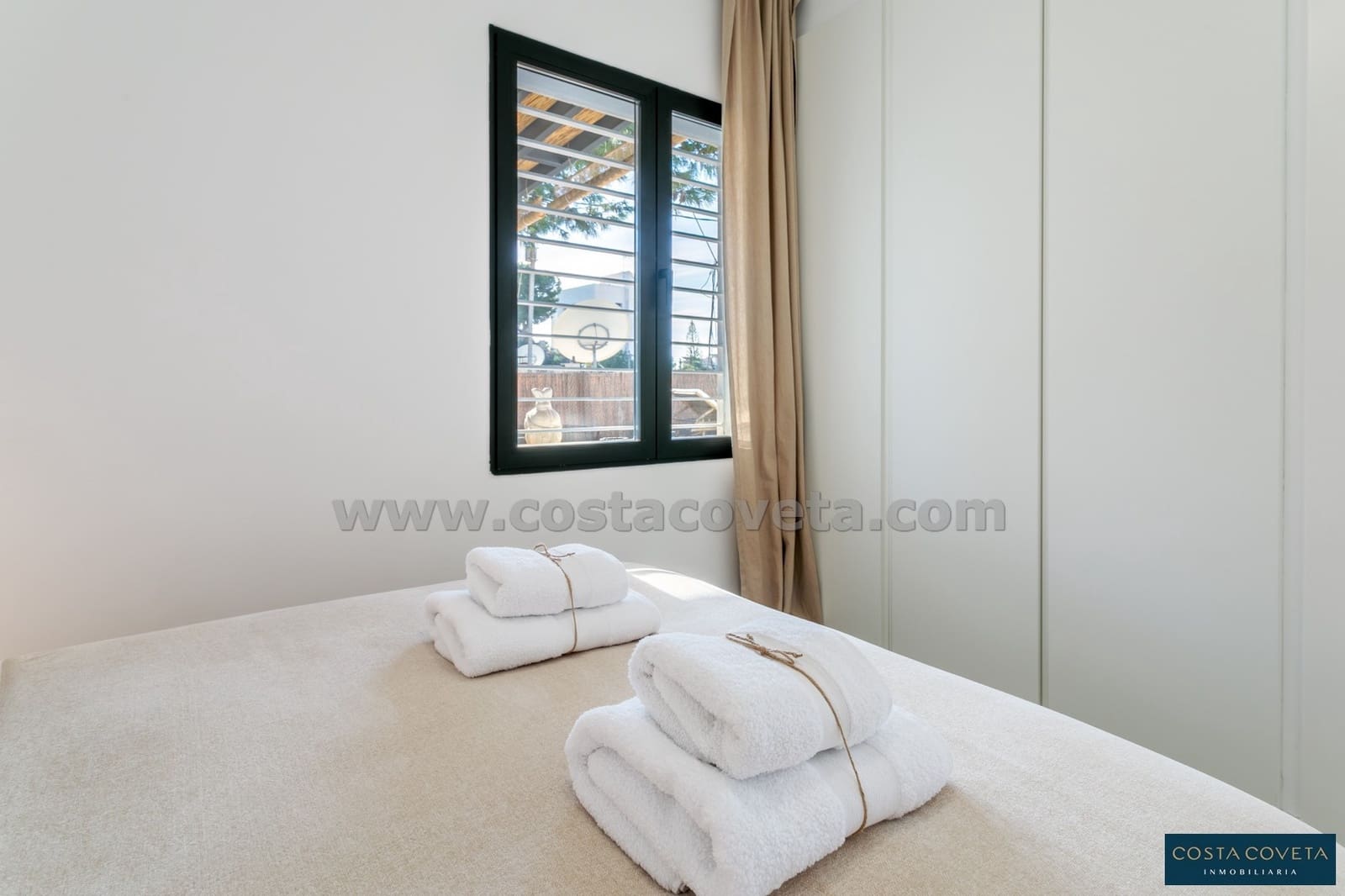 2 bedroom Villa for sale in Coveta Fuma with pool garage - € 599,000 (Ref: 9462620)