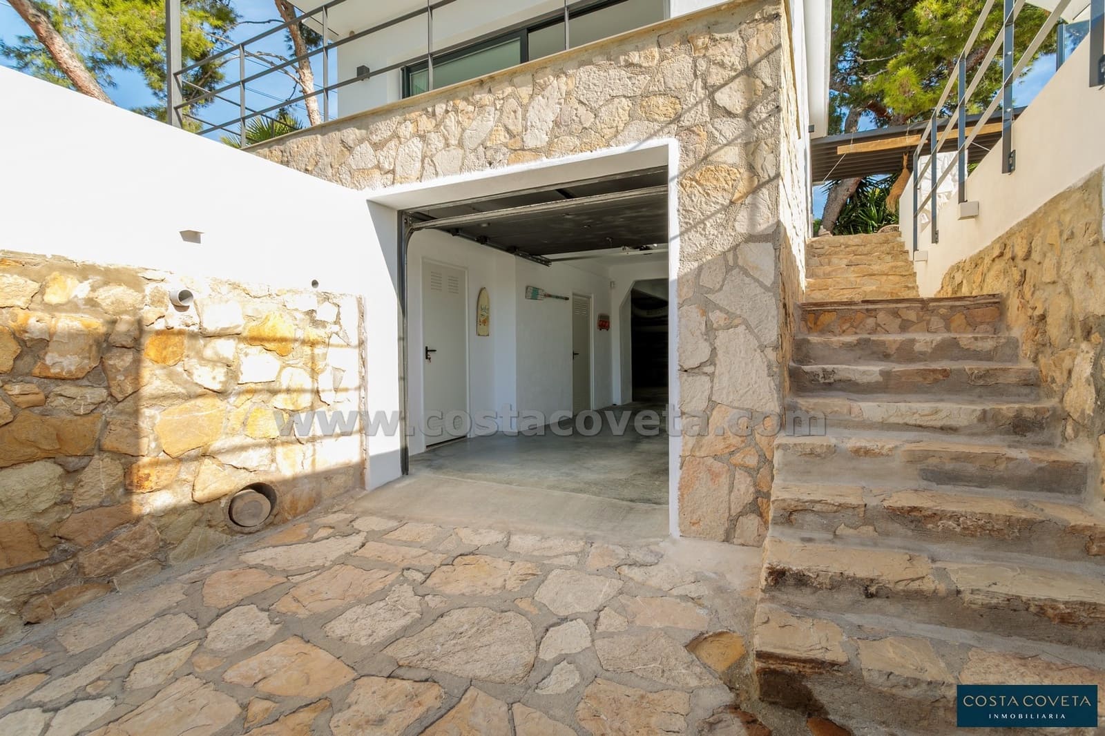 2 bedroom Villa for sale in Coveta Fuma with pool garage - € 599,000 (Ref: 9462620)