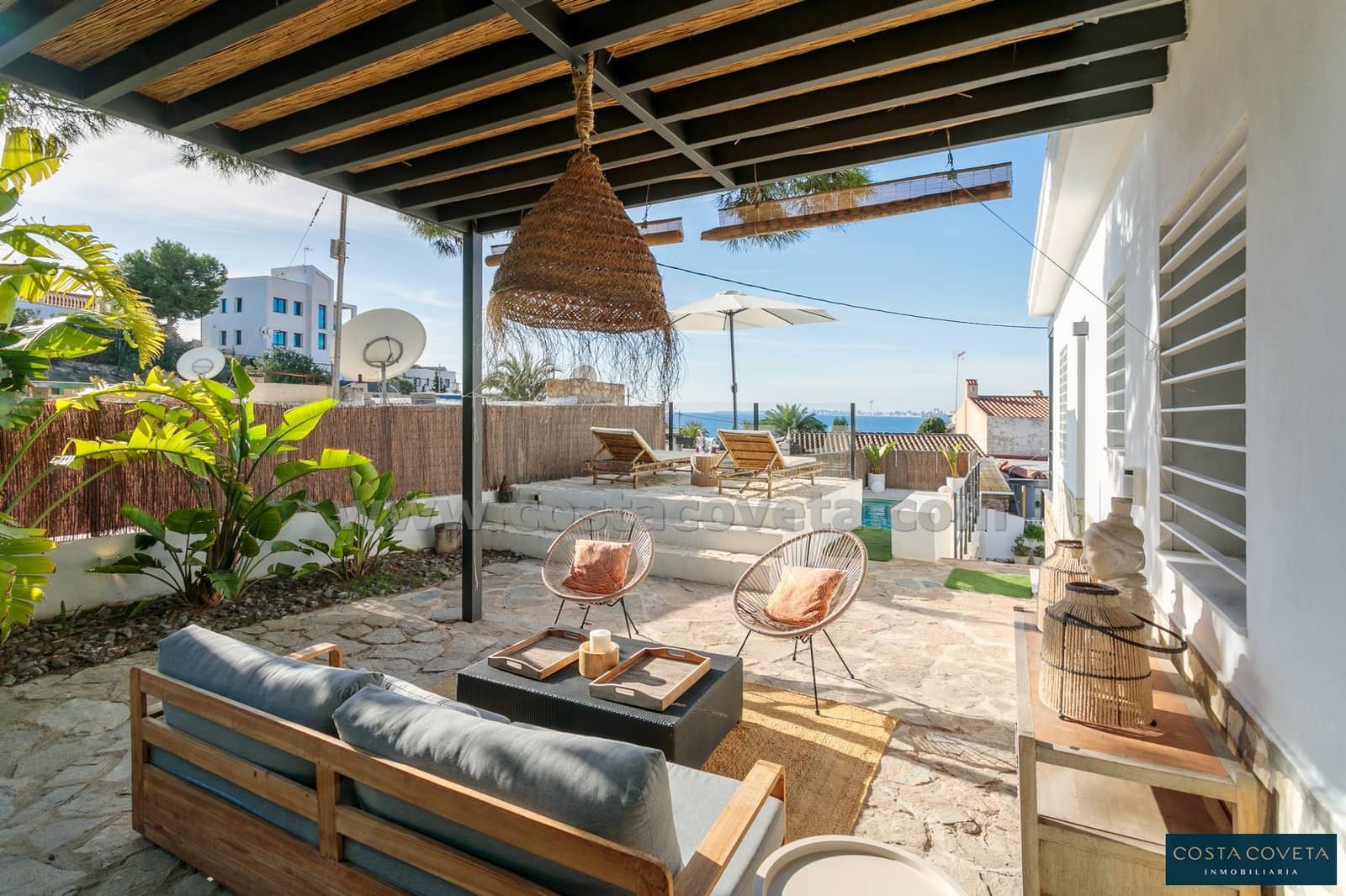 2 bedroom Villa for sale in Coveta Fuma with pool garage - € 599,000 (Ref: 9462620)