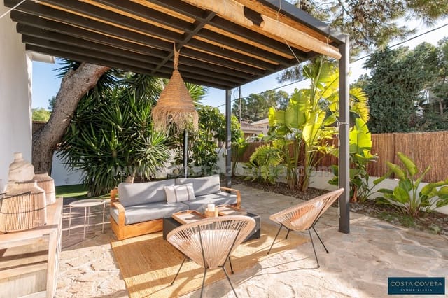 2 soverom Villa til salgs i Coveta Fuma, El Campello med svømmebasseng garasje - € 599 000 (Ref: 9462620)