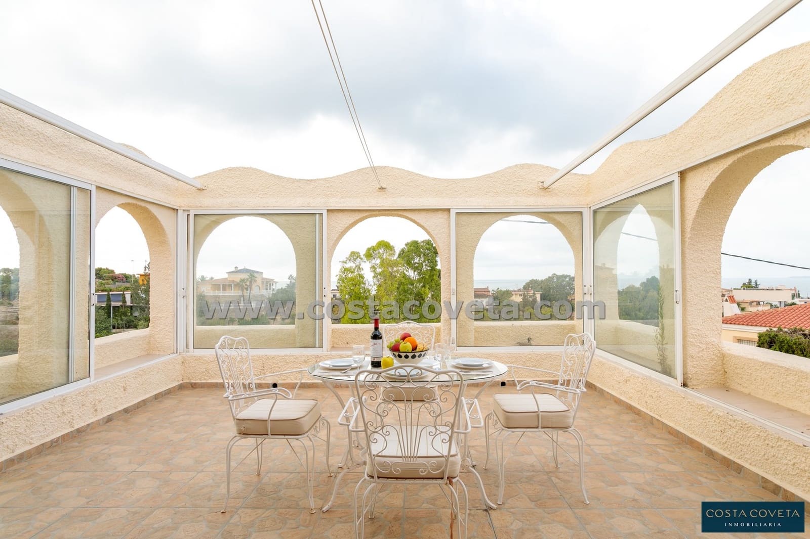 2 bedroom Villa for sale in Coveta Fuma with garage - € 475,000 (Ref: 9462621)