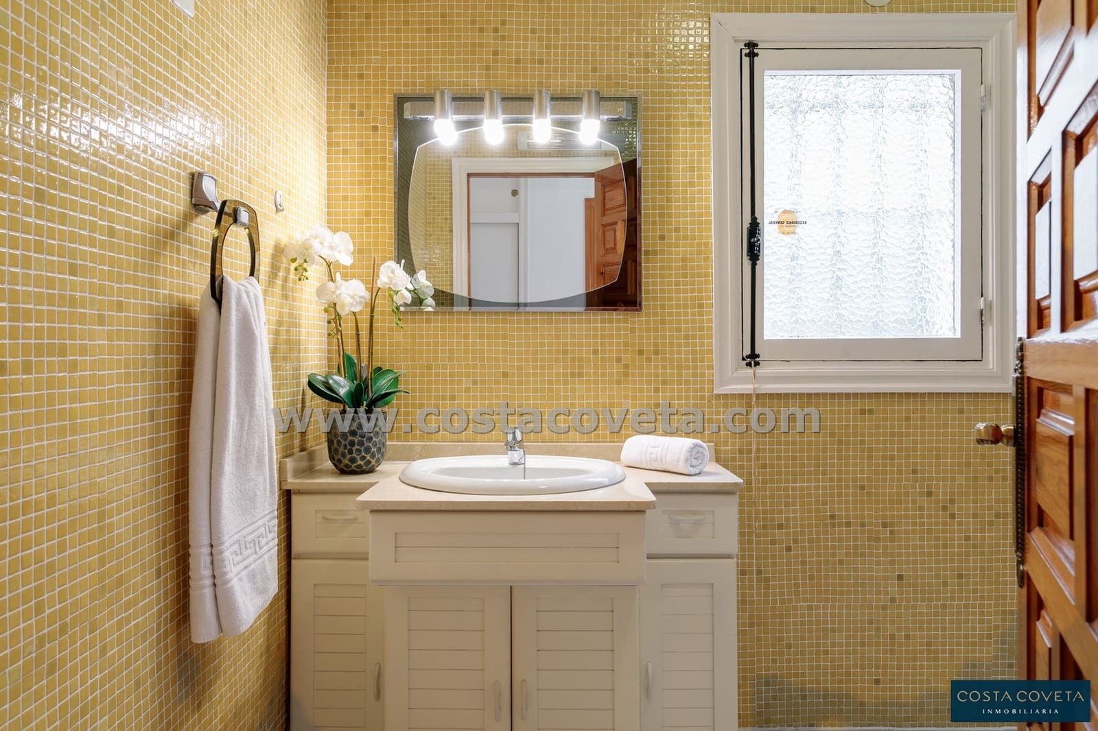 2 bedroom Villa for sale in Coveta Fuma with garage - € 475,000 (Ref: 9462621)