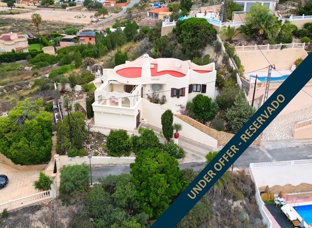 2 bedroom Villa for sale in Coveta Fuma, El Campello with garage - € 475,000 (Ref: 9462621)