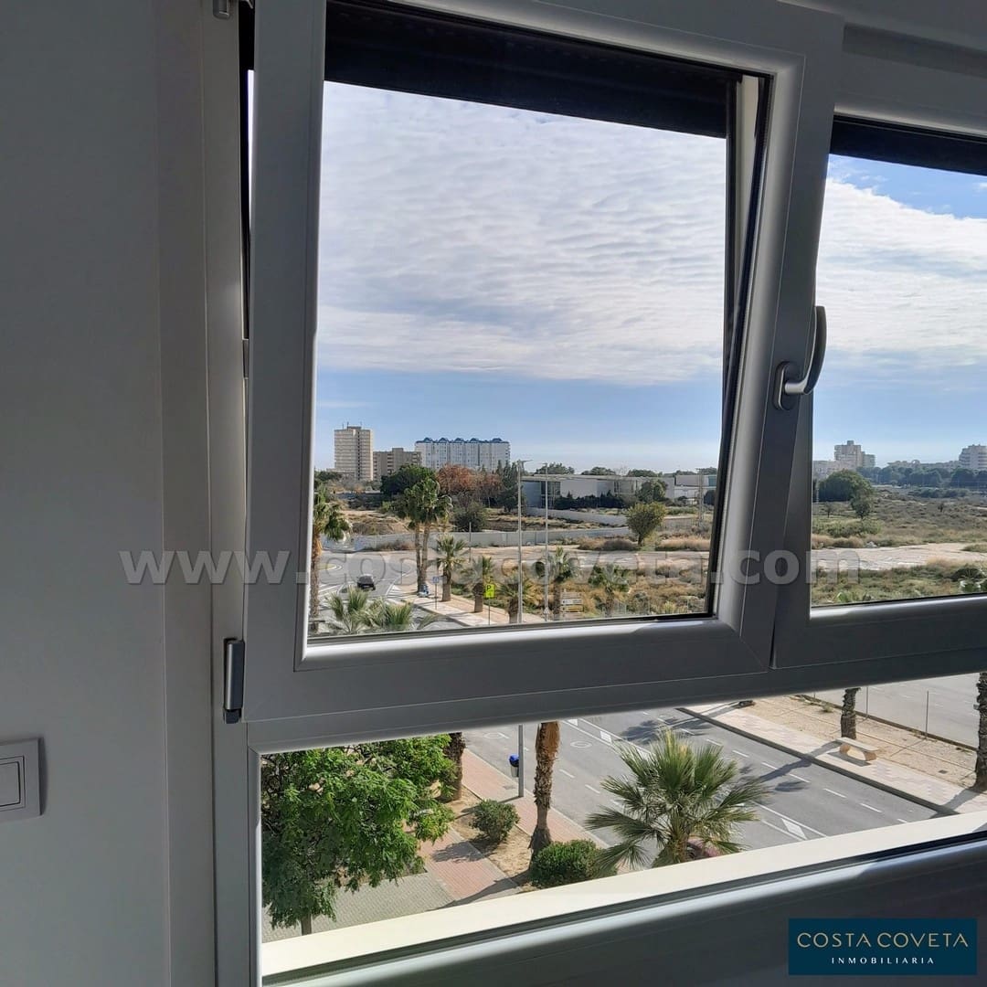 3 quarto Apartamento para venda em El Campello com piscina garagem - 455 000 € (Ref: 9581491)