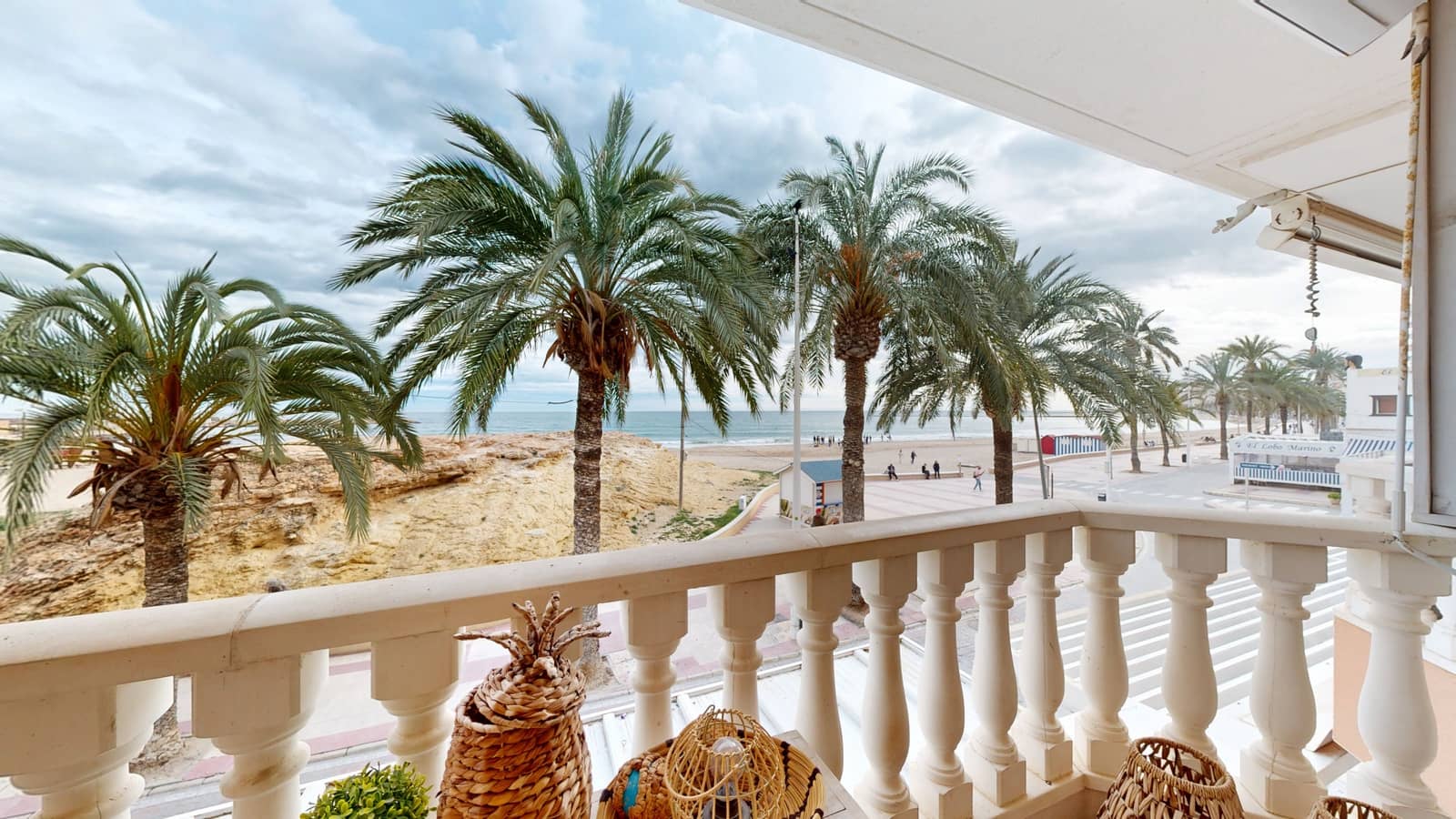 2 soverom Leilighet til salgs i El Campello - € 495 000 (Ref: 9594596)