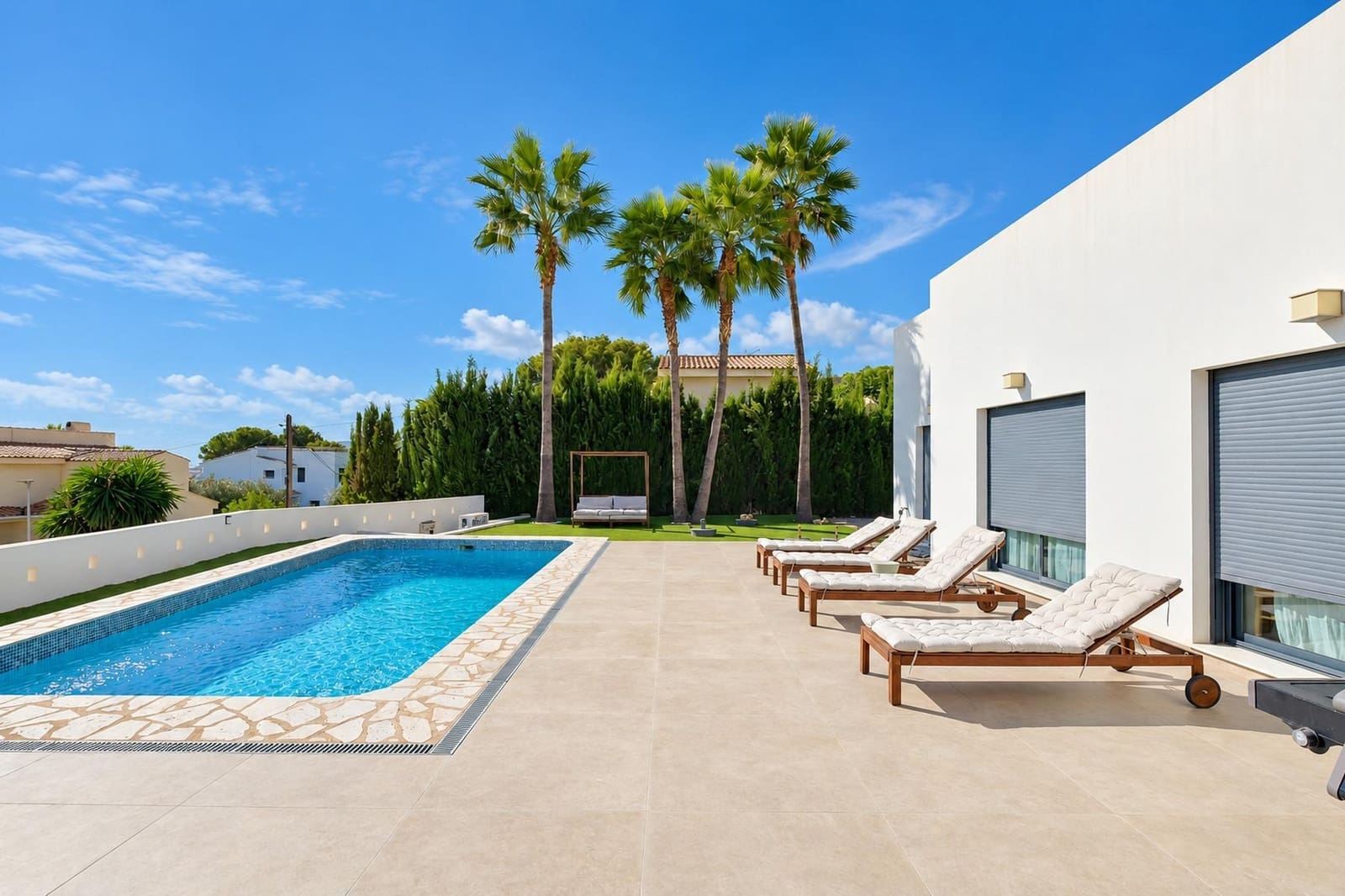 5 soverom Villa til salgs i Calpe / Calp med svømmebasseng garasje - € 1 295 000 (Ref: 10030642)