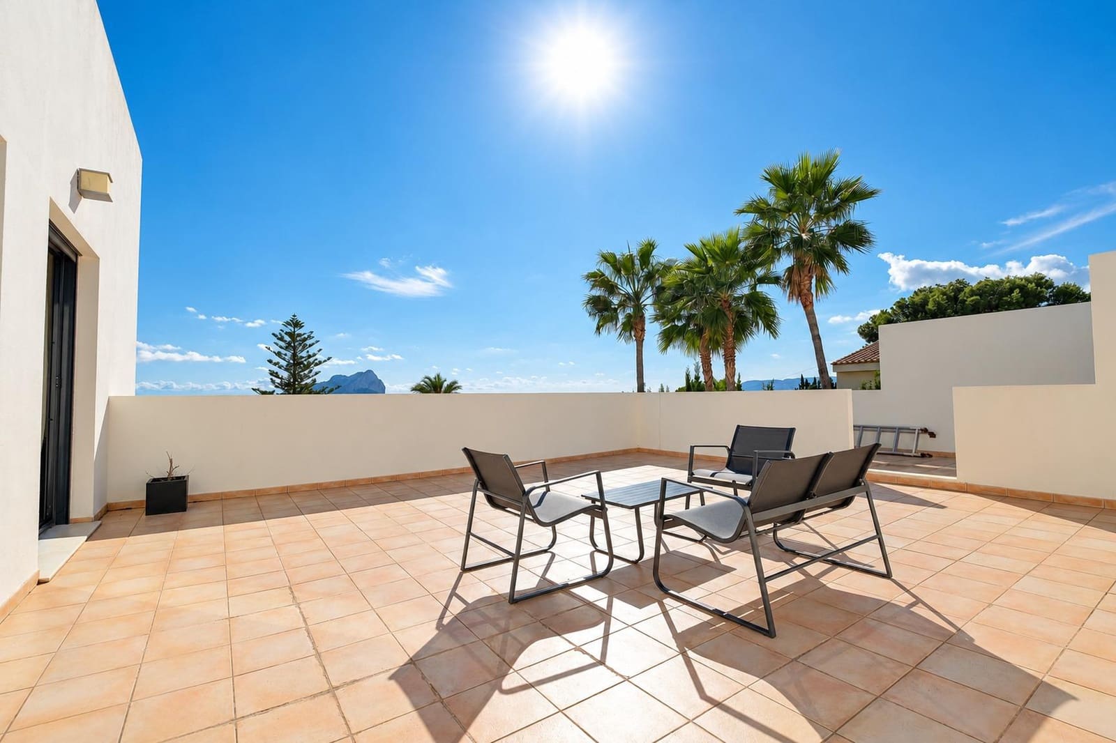 5 soverom Villa til salgs i Calpe / Calp med svømmebasseng garasje - € 1 295 000 (Ref: 10030642)