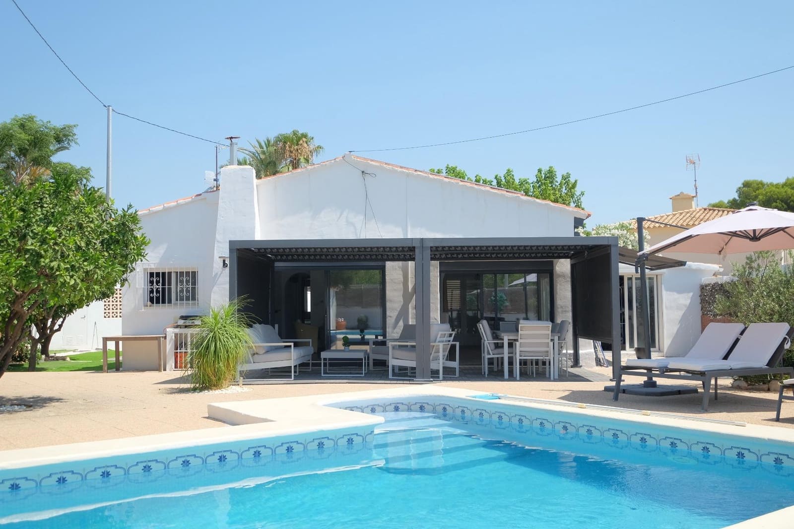 3 chambre Villa/Maison à vendre à Calpe / Calp avec piscine garage - 659 000 € (Ref: 10037499)