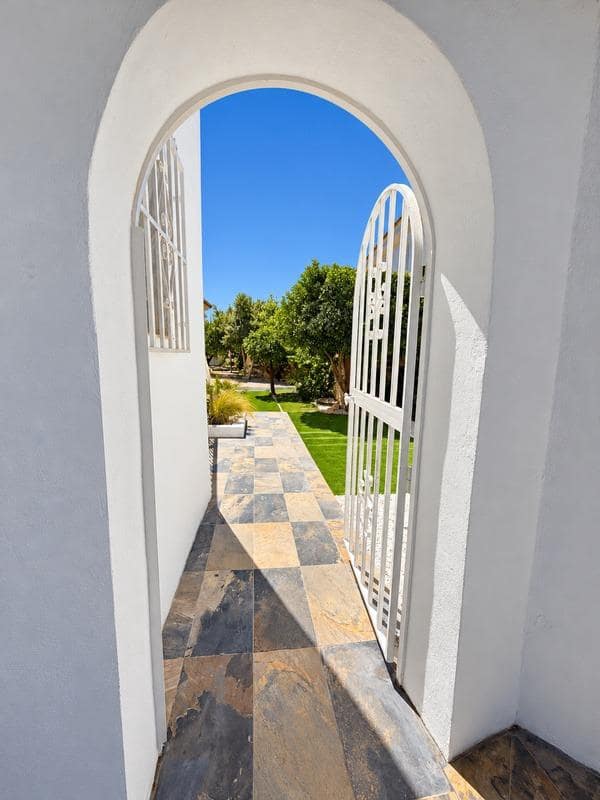 3 bedroom Villa for sale in Calpe / Calp with pool garage - € 639,000 (Ref: 10037499)