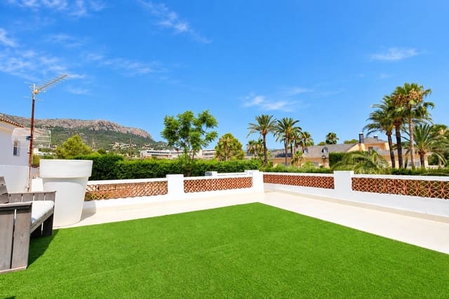 3 soverom Villa til salgs i Gargasindi, Calpe / Calp med svømmebasseng garasje - € 639 000 (Ref: 10037499)