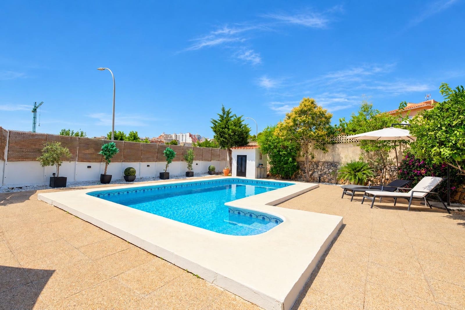 3 bedroom Villa for sale in Calpe / Calp with pool garage - € 639,000 (Ref: 10037499)