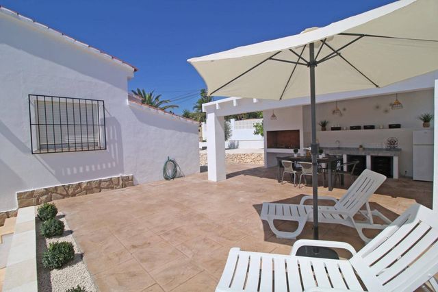 2 slaapkamer Villa te koop in Cometa - Carrió, Calpe / Calp met zwembad - € 369.000 (Ref: 10102698)