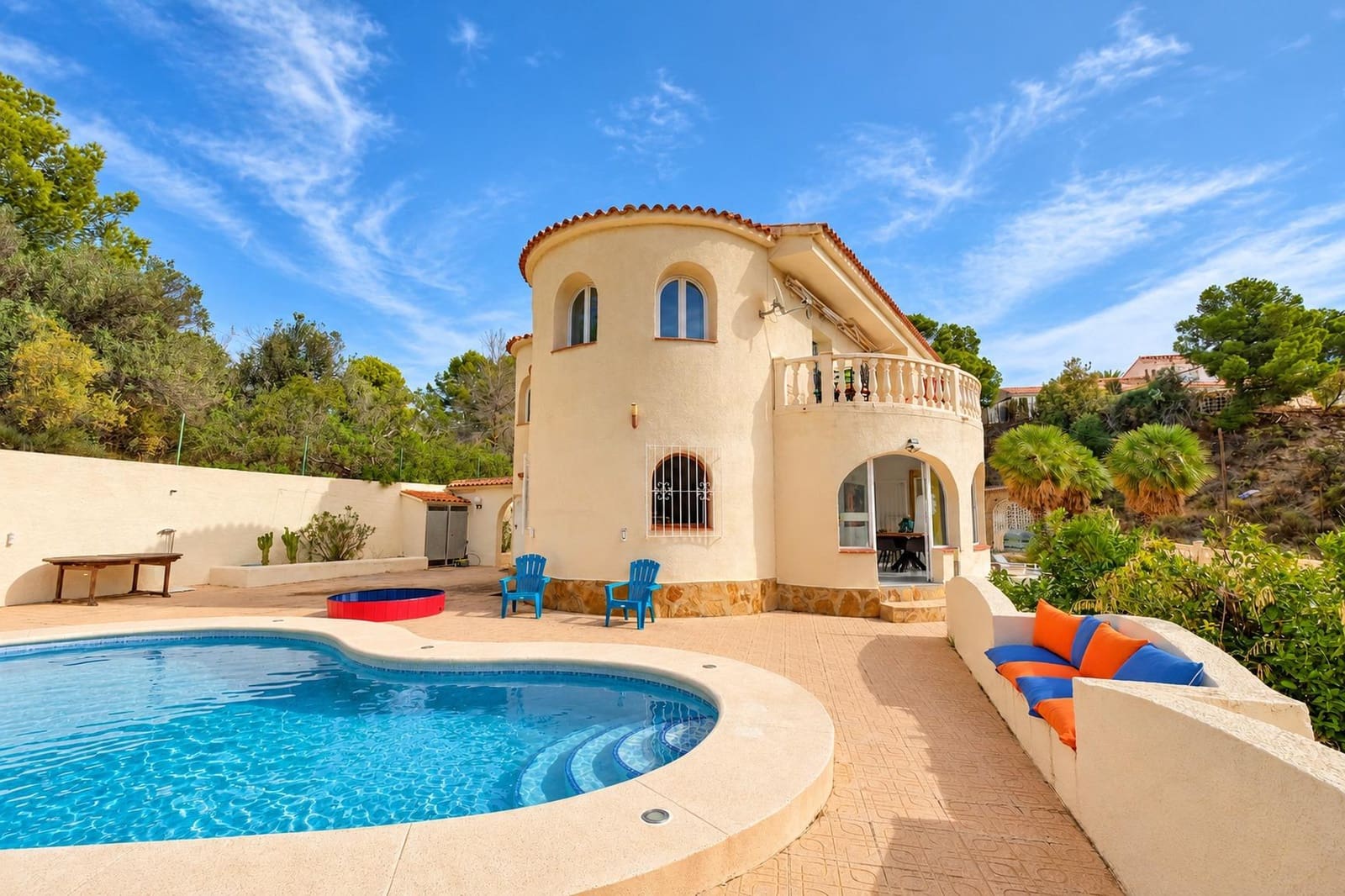 4 bedroom Villa for sale in Calpe / Calp with pool garage - € 710,000 (Ref: 10150390)