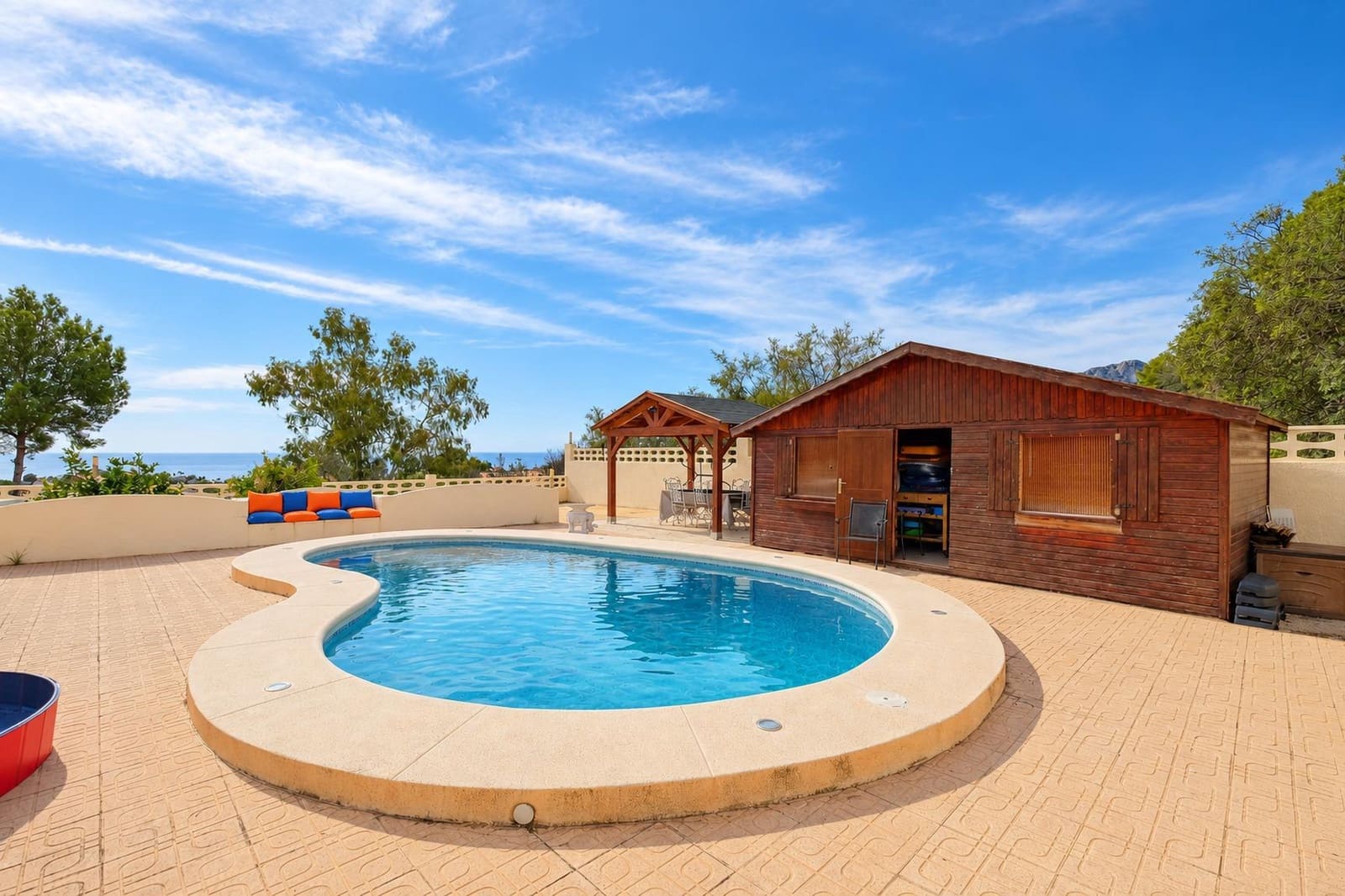 4 bedroom Villa for sale in Calpe / Calp with pool garage - € 710,000 (Ref: 10150390)