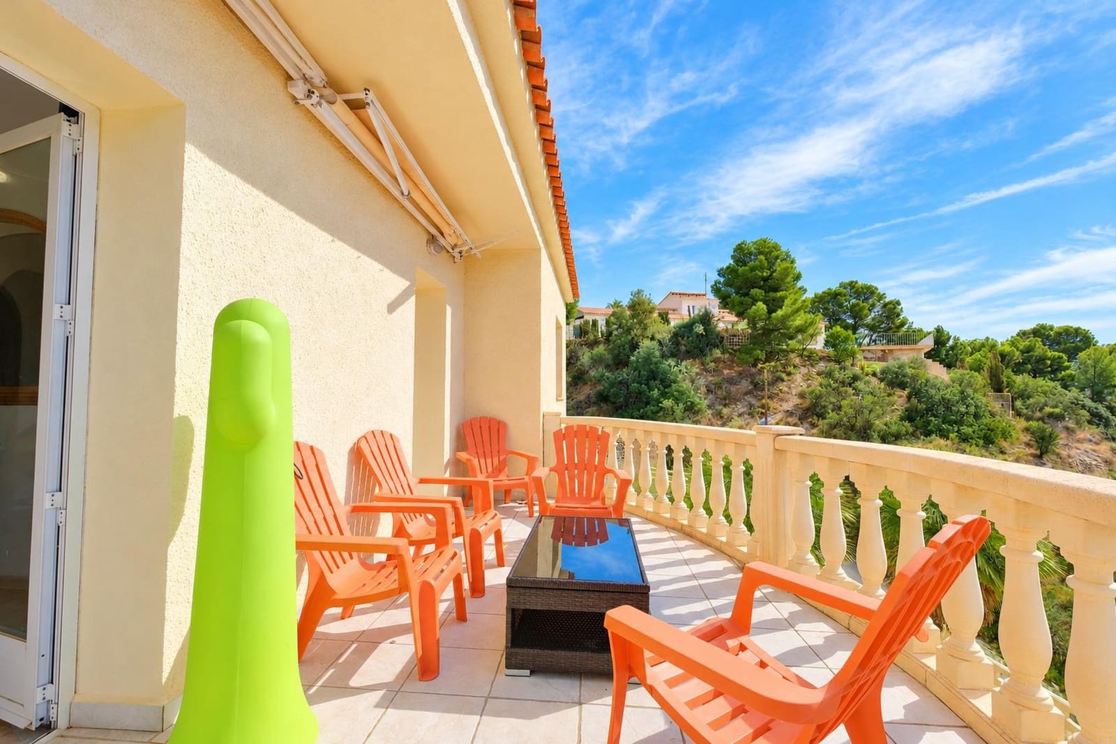 4 bedroom Villa for sale in Calpe / Calp with pool garage - € 710,000 (Ref: 10150390)