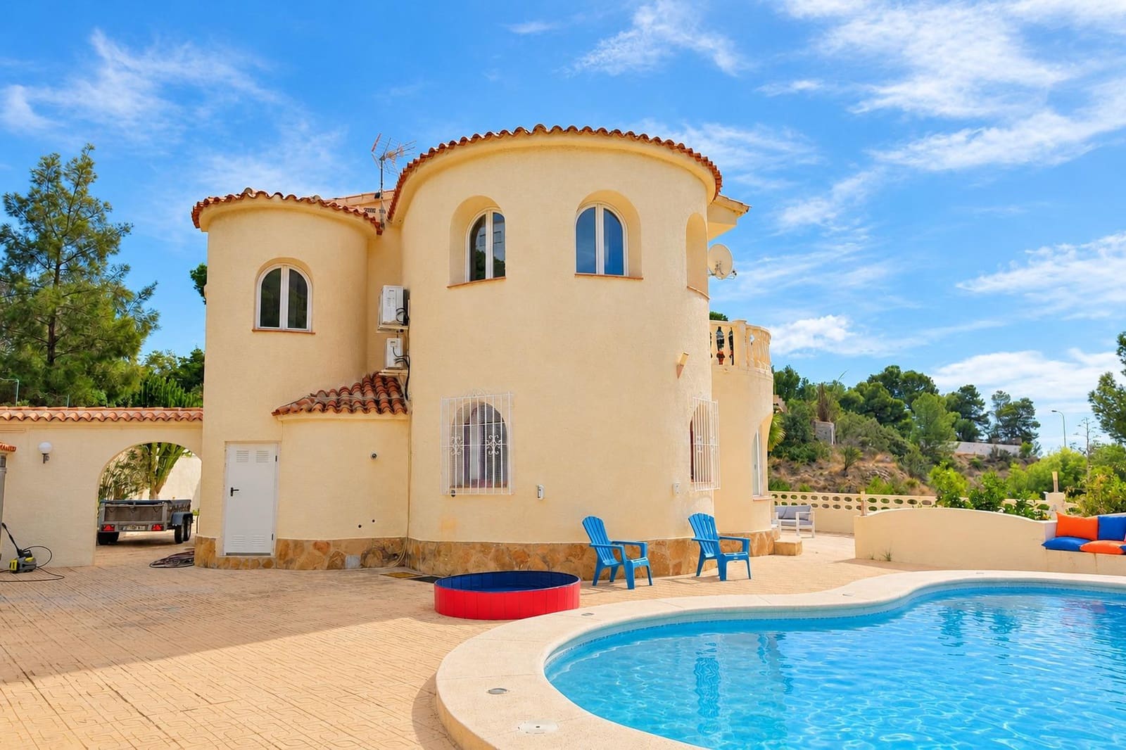 4 bedroom Villa for sale in Calpe / Calp with pool garage - € 710,000 (Ref: 10150390)