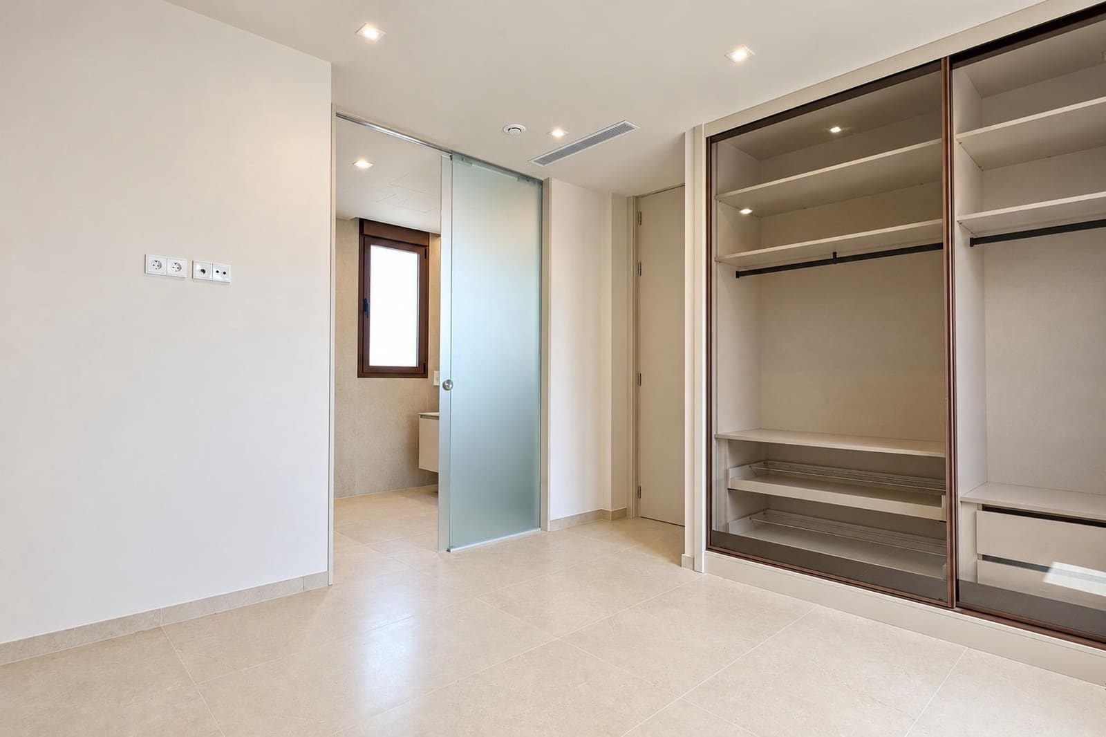 6 chambre Villa/Maison à vendre à Calpe / Calp avec piscine garage - 1 625 000 € (Ref: 10155336)