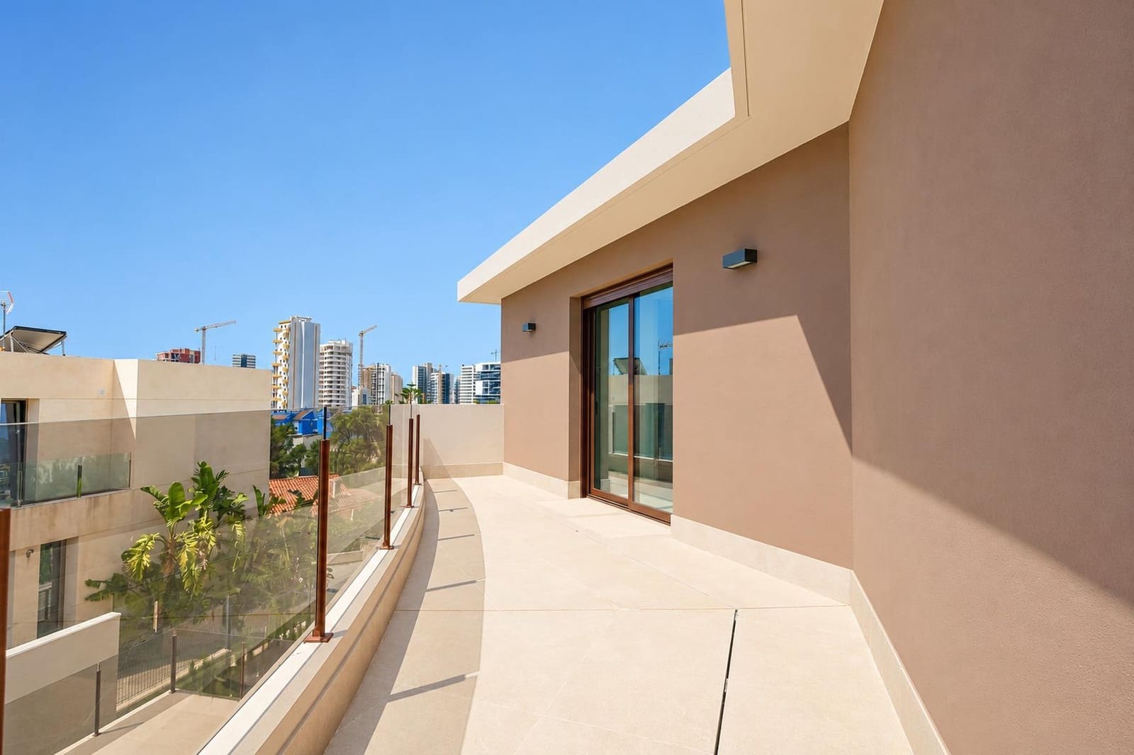6 chambre Villa/Maison à vendre à Calpe / Calp avec piscine garage - 1 625 000 € (Ref: 10155336)