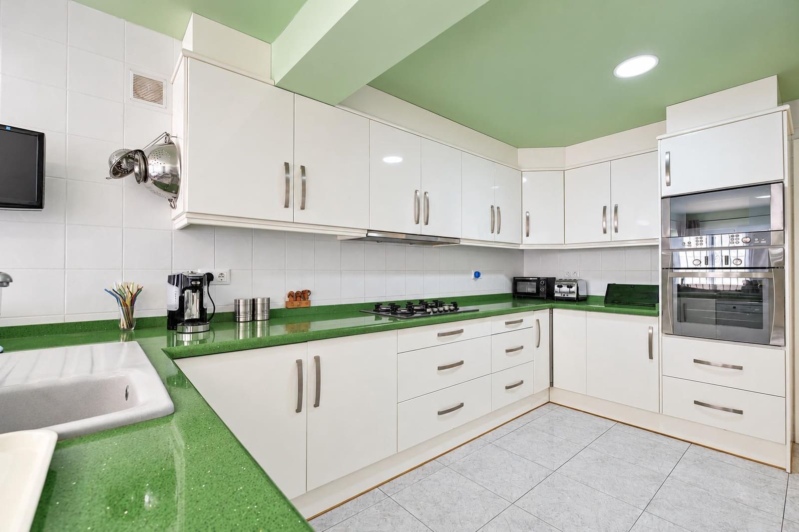 4 chambre Villa/Maison à vendre à Calpe / Calp avec piscine garage - 479 000 € (Ref: 10159780)