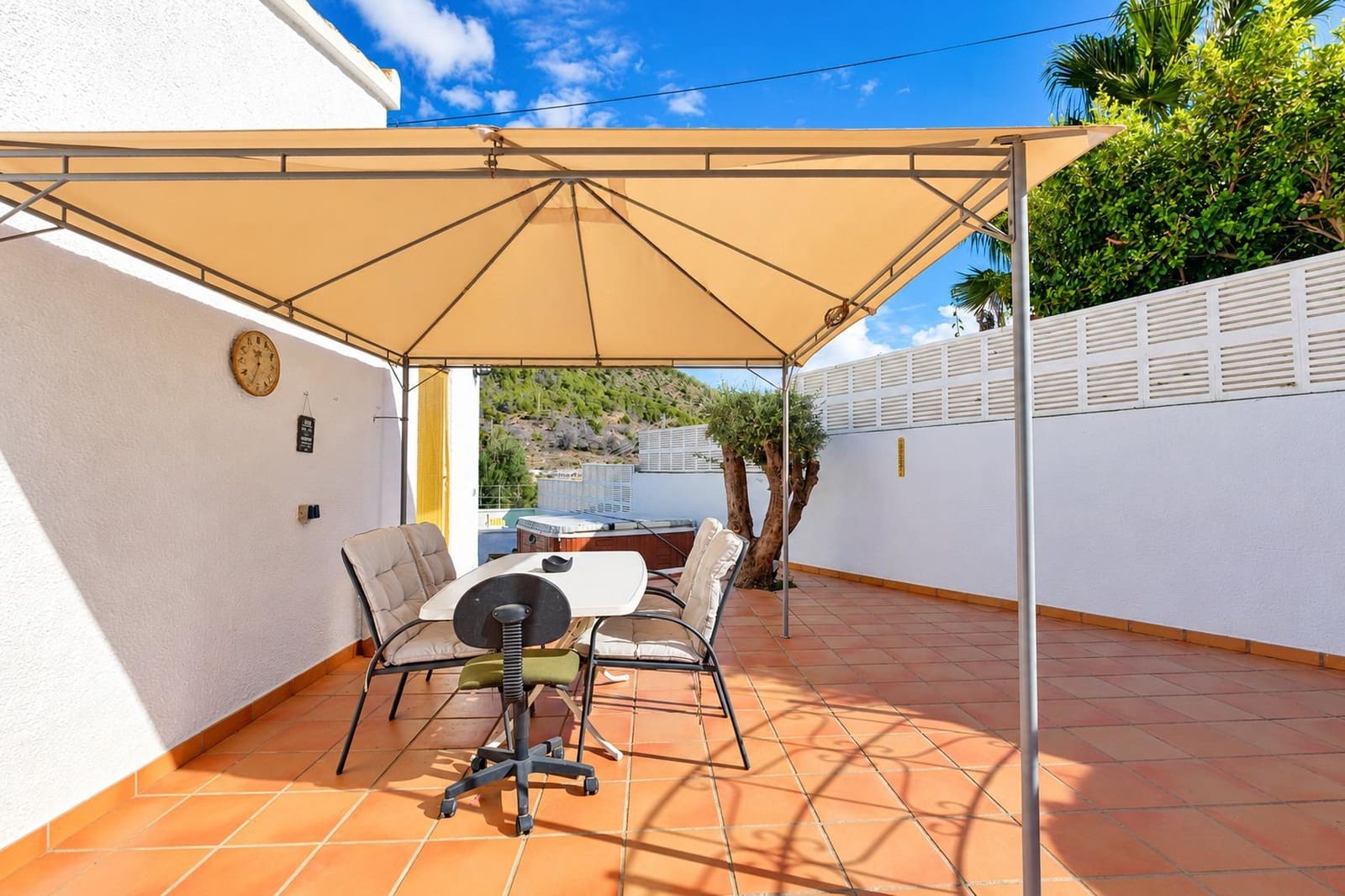 4 chambre Villa/Maison à vendre à Calpe / Calp avec piscine garage - 479 000 € (Ref: 10159780)