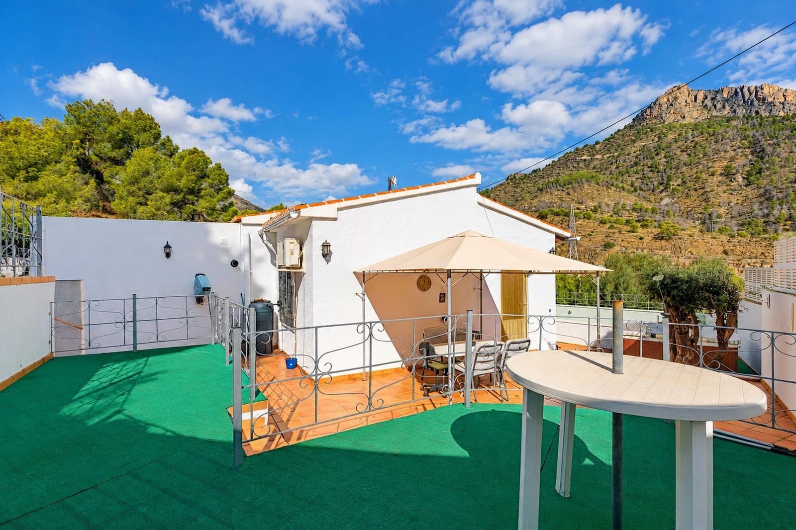 4 chambre Villa/Maison à vendre à Calpe / Calp avec piscine garage - 479 000 € (Ref: 10159780)