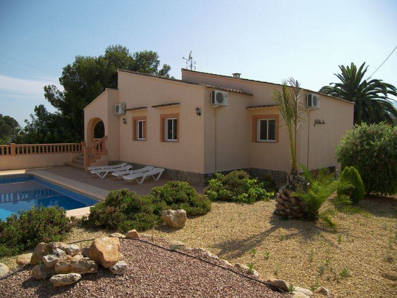 3 soveværelse Villa til salg i Calpe / Calp med swimmingpool garage - € 475.000 (Ref: 2071386)
